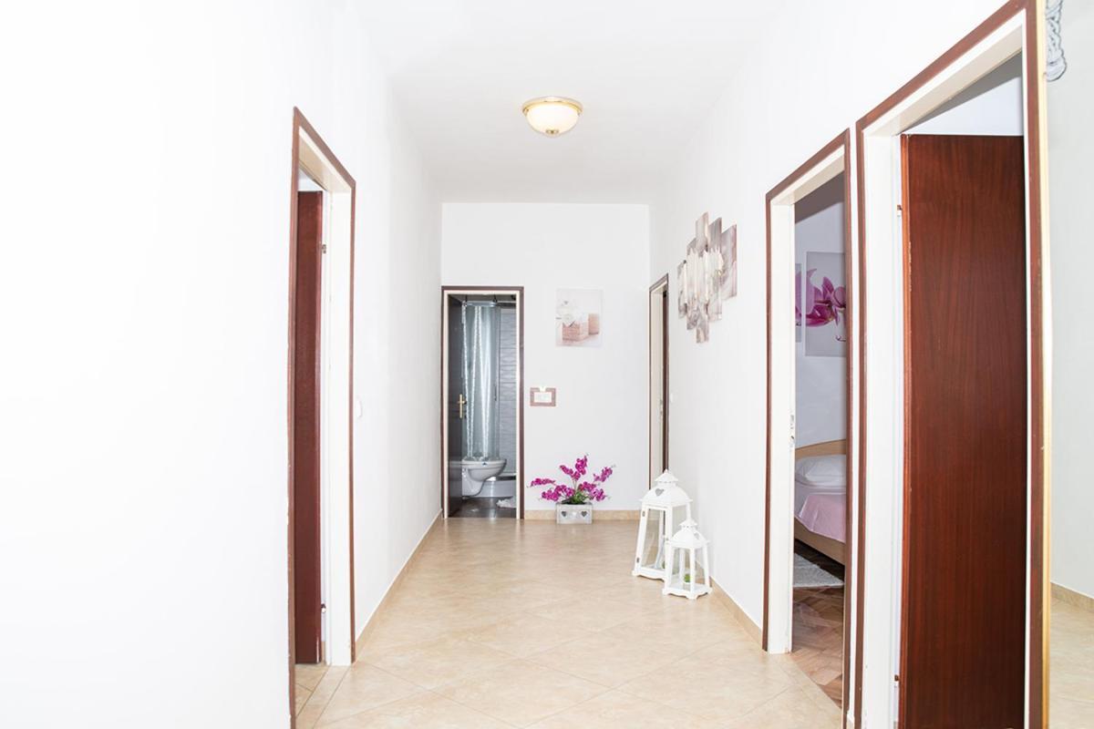 Apartman Mira I Denis スペタルスカ・ドラガ エクステリア 写真